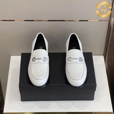 Thiết kế độc đáo của đôi giày lười Dior nam hàng hiệu Like Auth vẫn giữ nguyên sự đơn giản