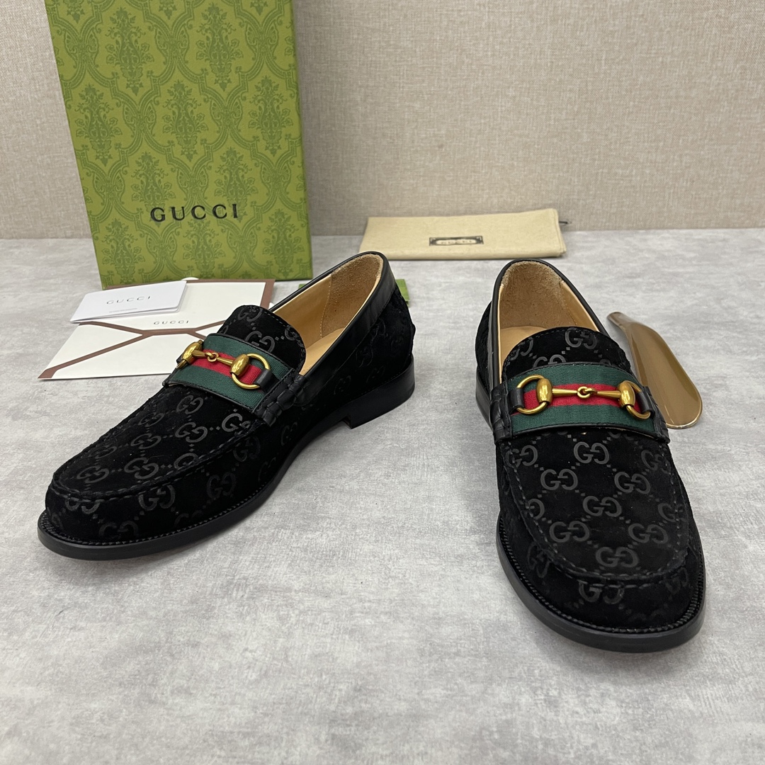 Giá thành hợp lí của giày lười Loafer Gucci siêu cấp like auth GCQ14