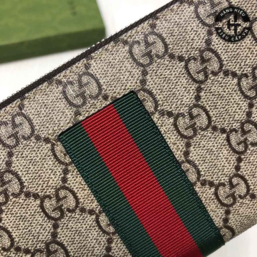 Màu be kết hợp họa tiết logo Gucci được in tinh tế trên bề mặt