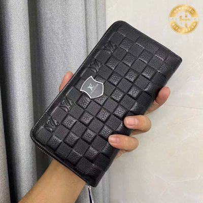 vi cam tay lv nam like auth 6 2