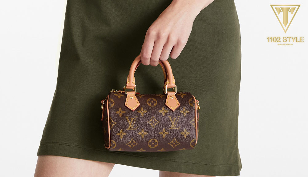 Túi Louis Vuitton Speedy Mini là phiên bản thu nhỏ của túi Speedy một biểu tượng của thương hiệu Louis Vuitton.