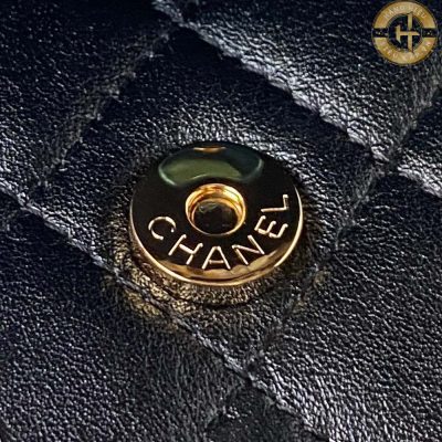 tui deo cheo chanel like auth 6 2