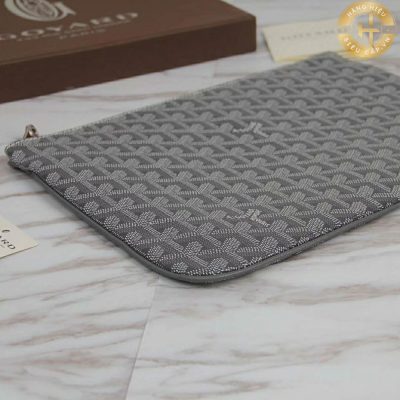 clutch goyard hang hieu like auth 3