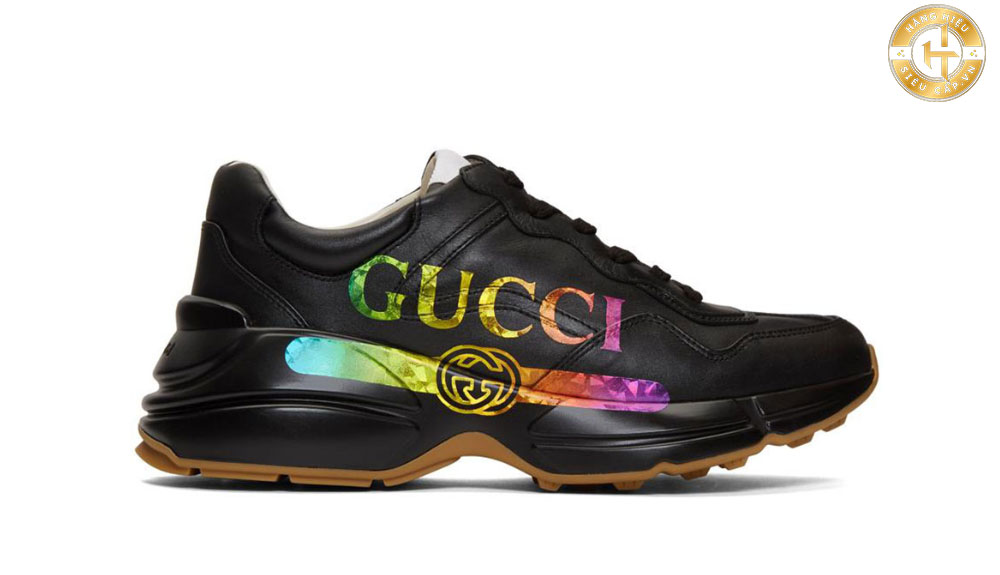 Giày Gucci nam màu đen Rhyton Logo Sneakers