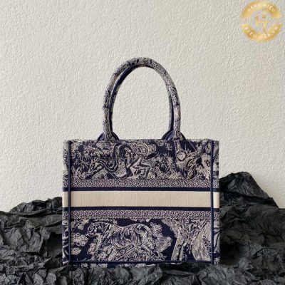 tui christian dior book tote mau xanh hoa tiey hang hieu 8
