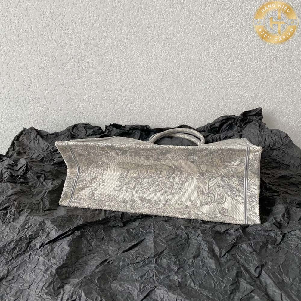 Túi Dior Rep 1:1 Book Tote màu ghi xám Hàng Hiệu cao cấp CD06 2024