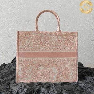 tui dior rep 1 1 book tote mau hong 1