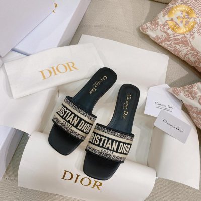 dior dep nu den quai ngang 3