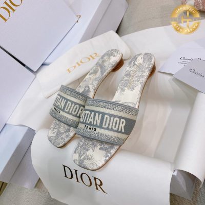dior dep nu mau trang can chinh hang 4