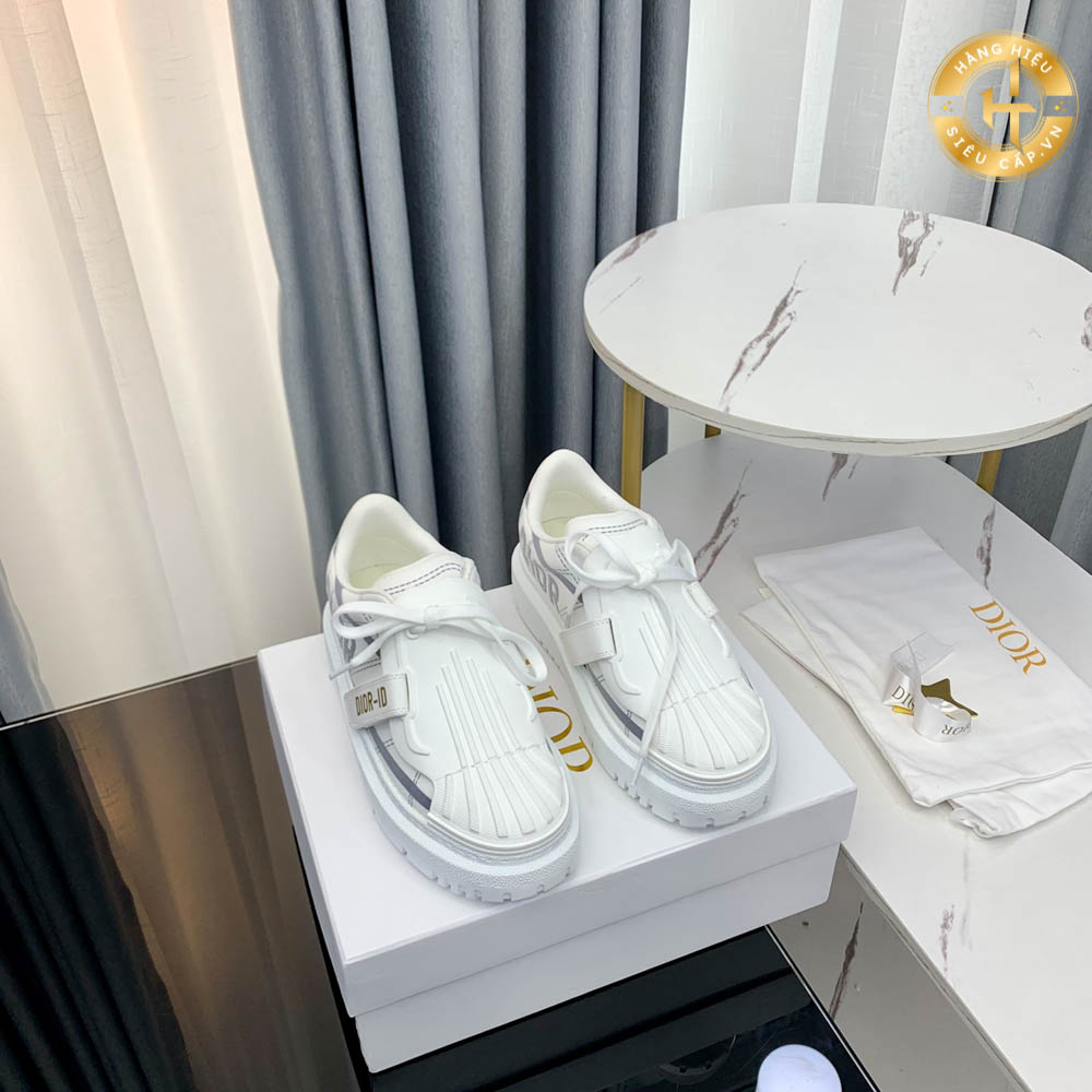 Giày Dior nữ Like Authentic Sneaker màu trắng phối họa tiết ghi 002 2024