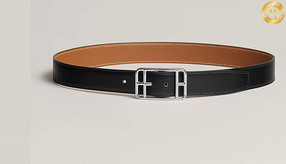 Thắt lưng Hermes Reversible Belt là một mẫu thắt lưng độc đáo và linh hoạt của thương hiệu Hermes.