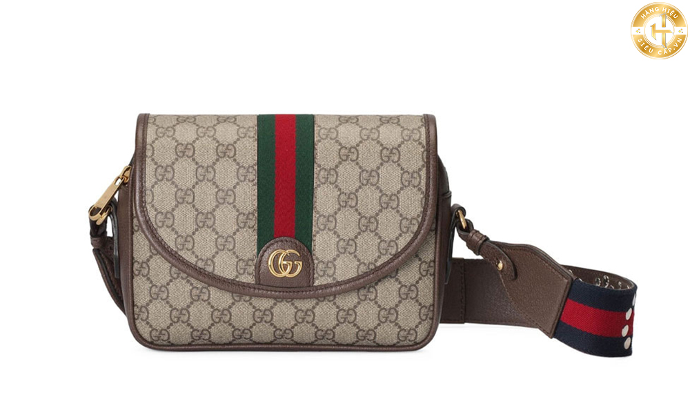 Các sản phẩm túi đeo chéo Gucci chính hãng được chế tác bằng những chất liệu cao cấp.