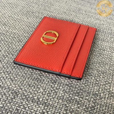 vi dior mini can chinh hang mau do logo vang dung the 3