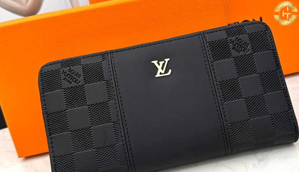 Mức giá bán của các mẫu ví nam Louis Vuitton Like Auth chỉ từ 3 tới 5 triệu VNĐ.