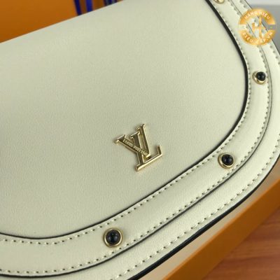 tui xach lv super fake 2