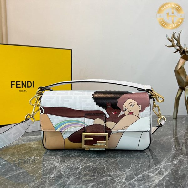 tui deo cheo fendi (1)