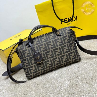 tui xach fendi (1)