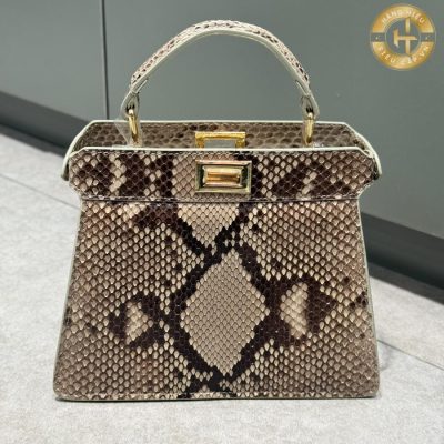 tui xach fendi (1)