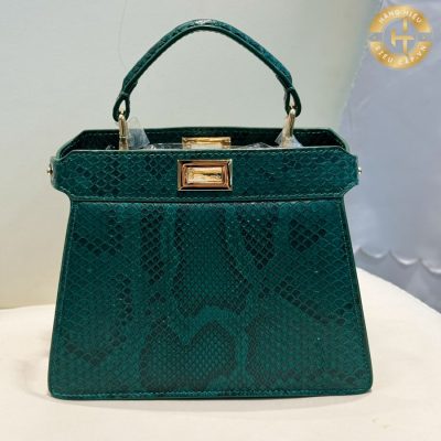 tui xach fendi (1)