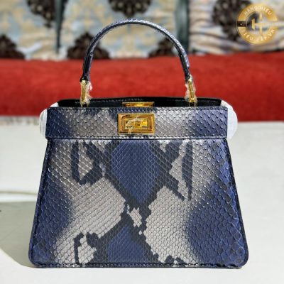 tui xach fendi (1)