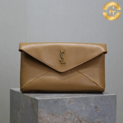 tui bi thu ysl (1)